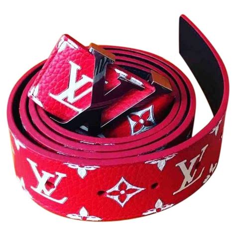 white Louis Vuitton belt red